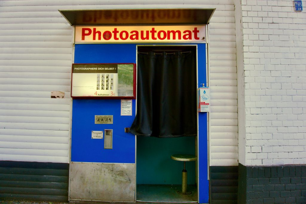 Memorable and Sophisticated Photo Booths for Weddings, Birthdays, and Corporate Events