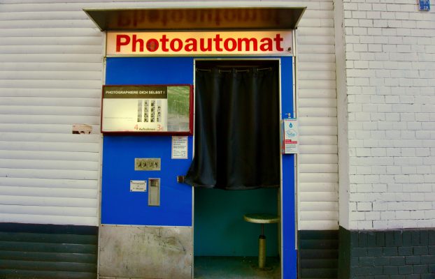 Memorable and Sophisticated Photo Booths for Weddings, Birthdays, and Corporate Events